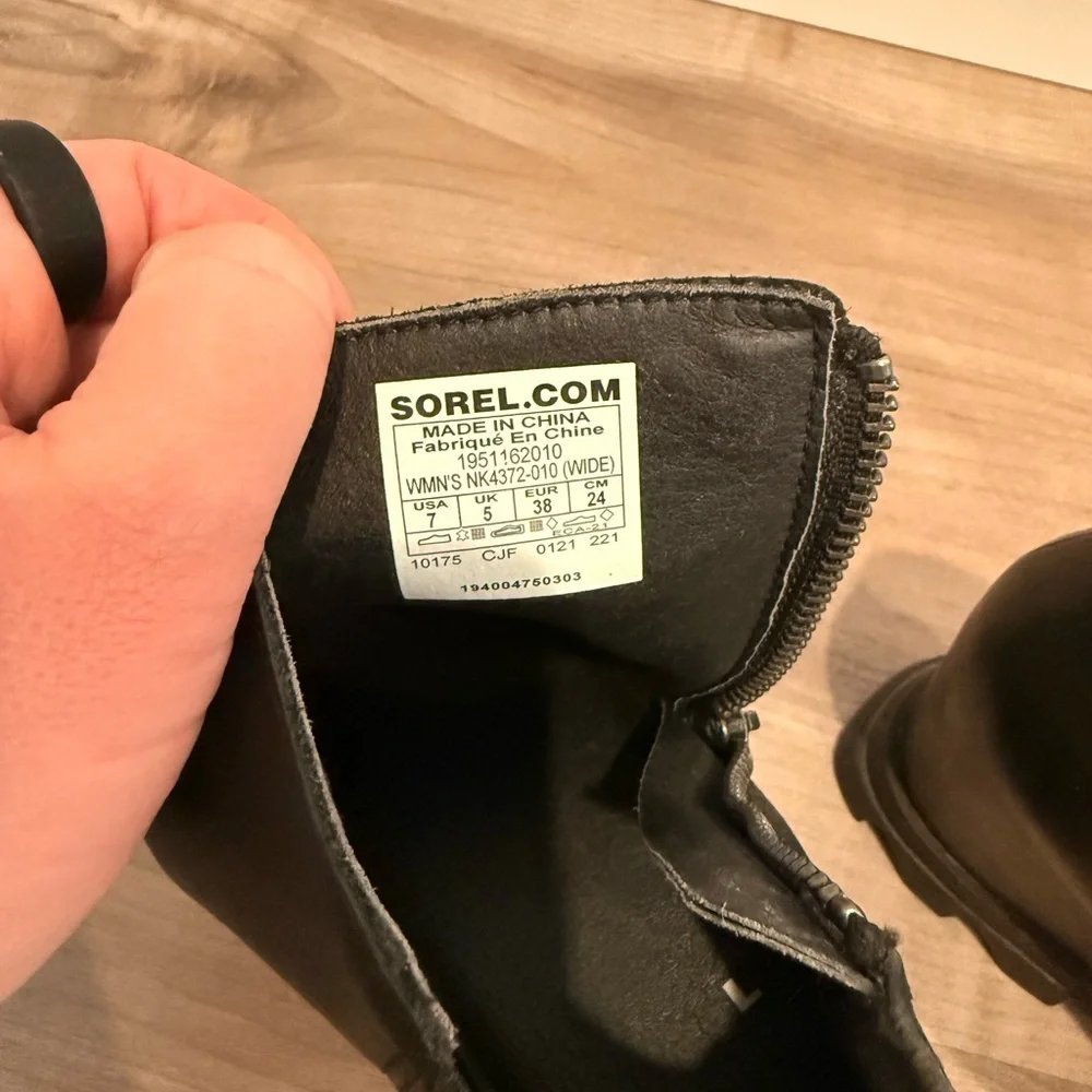 Sorel Black Wedge Ankle Boots - Picture 4 of 4
